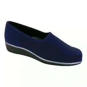 SAS Bliss Slip On Wedge women size 8.5  Medium Color: Navy